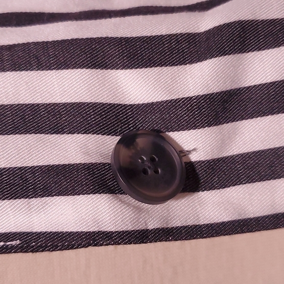 Cupcakes and Cashmere Small Striped Black and White Blazer w/ Button closure - Picture 4 of 11